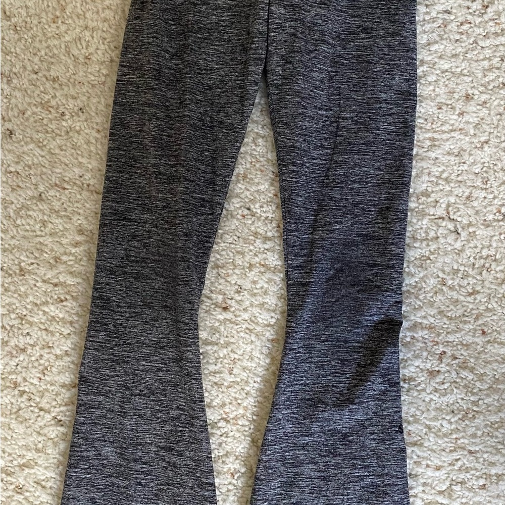 Strut-This Women's Heathered Gray Leggings